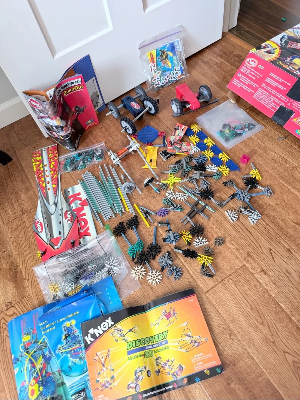 K’nex RC burnout drag car plus other parts Building set
